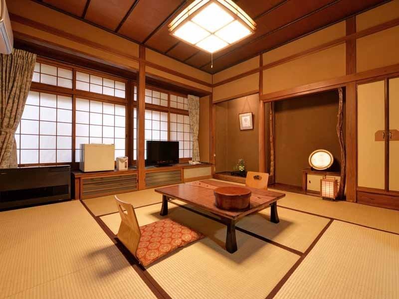 Shimizu Ryokan Юфу Екстериор снимка