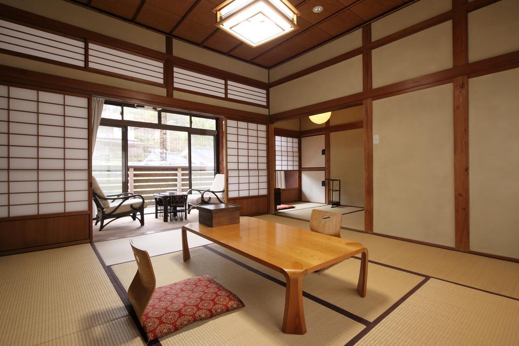 Shimizu Ryokan Юфу Екстериор снимка
